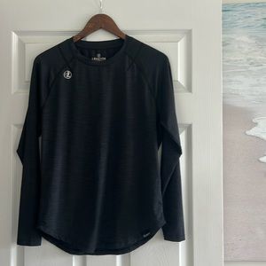 Men’s Legends active Size Medium Long sleeve shirt charcoal black/gray color